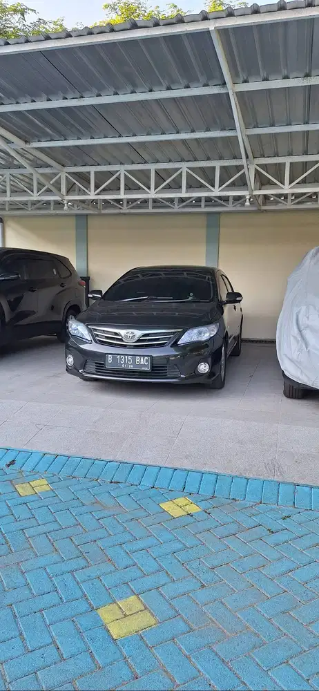 Toyota Corolla Altis 2011 A/T 1.8G Hitam