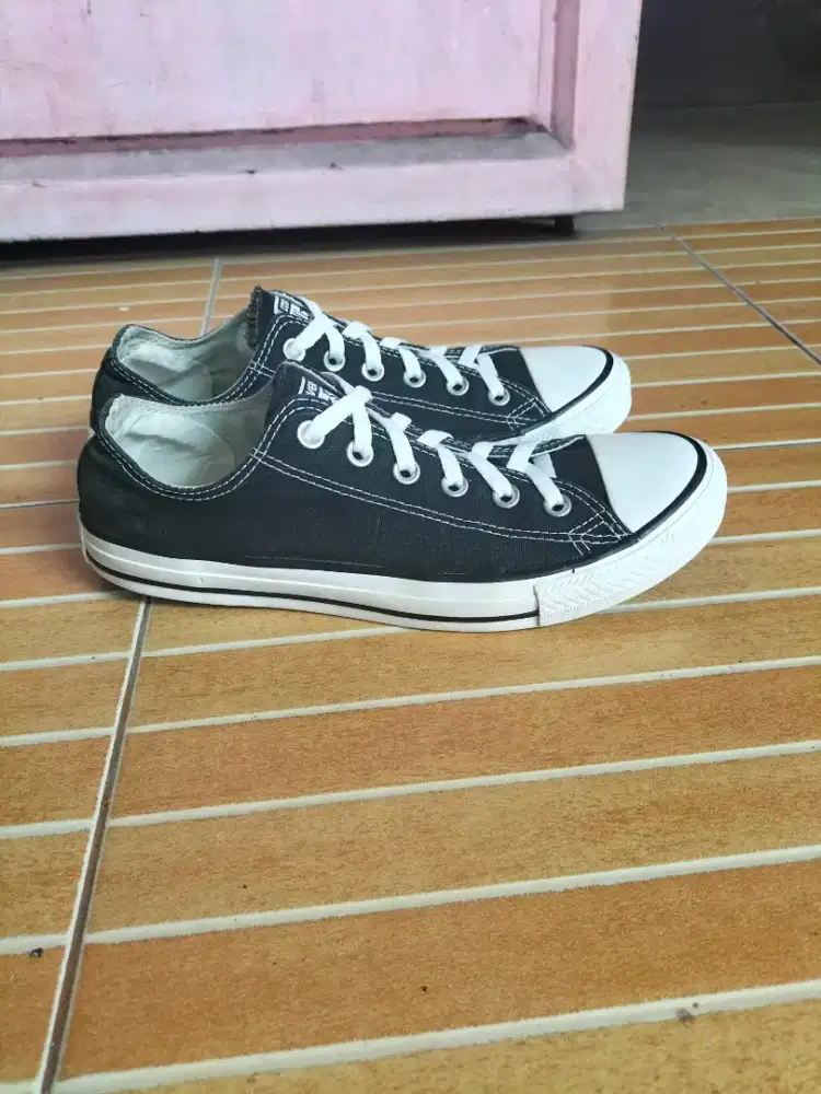 Sepatu converse uk.41 ori
