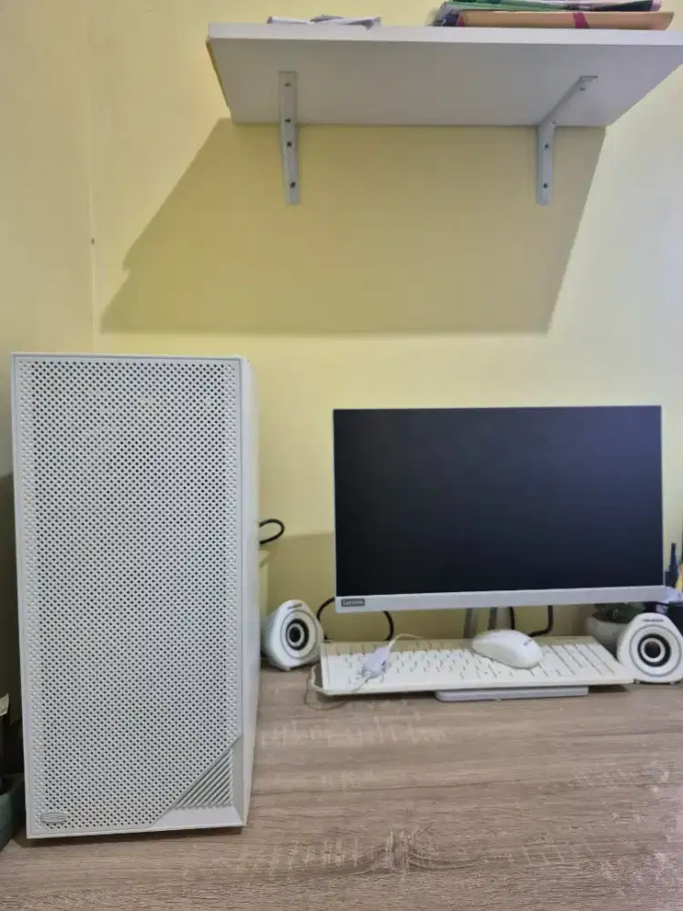 Komputer+ monitor Core i5 12400F