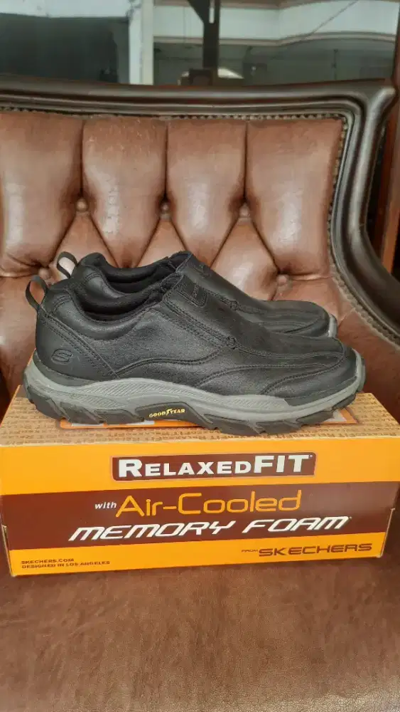 Skechers Relaxed Fit with Goodyear Size 41