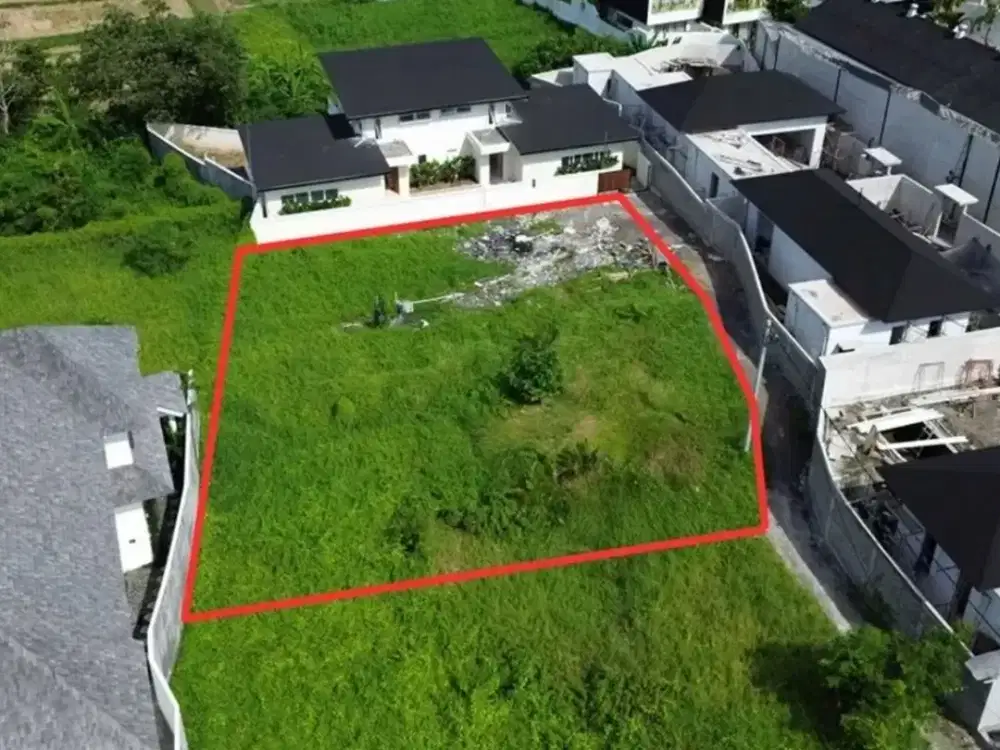 Tanah Komersil 7,16 Are Dekat Pantai Disewakan di, Mengwi, Badung Area