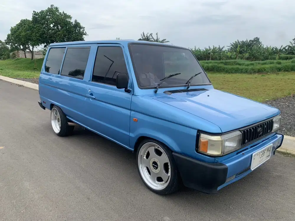 Toyota Kijang 1992 Bensin