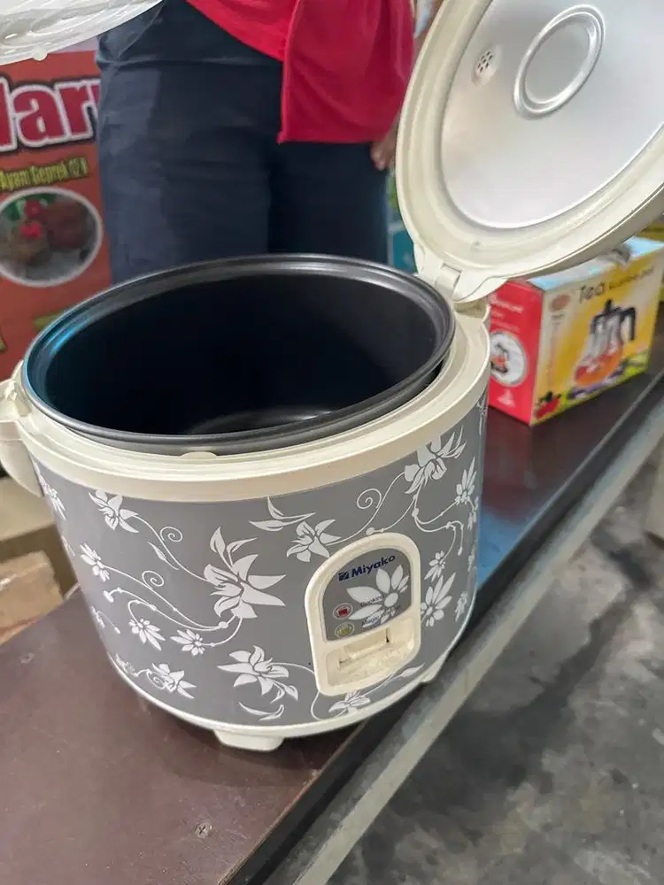 Rice cooker Miyako | Pemasak nasi