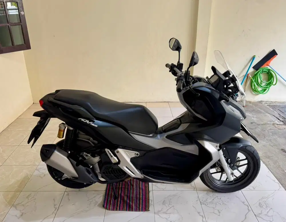 Honda ADV 150 CBS ISS MULUSSS Pajak Hidup Panjang