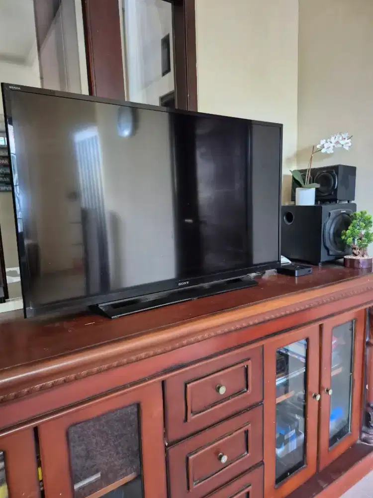 Tv sony 40 inch digital