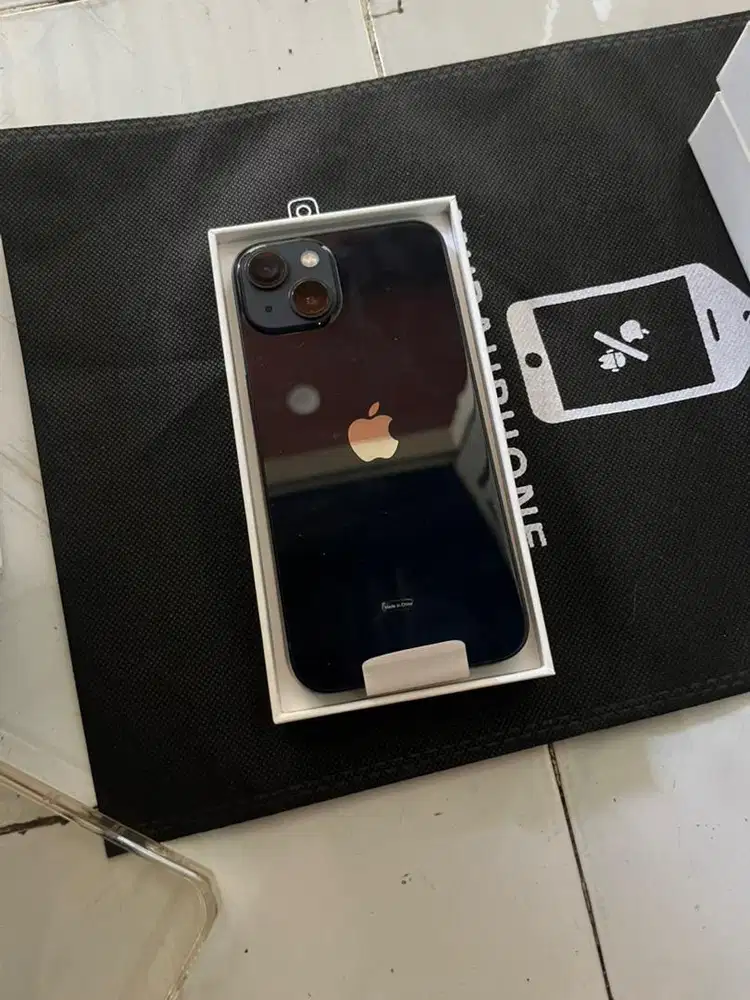 Iphone 13 128gb ibox pemakaian sebulan