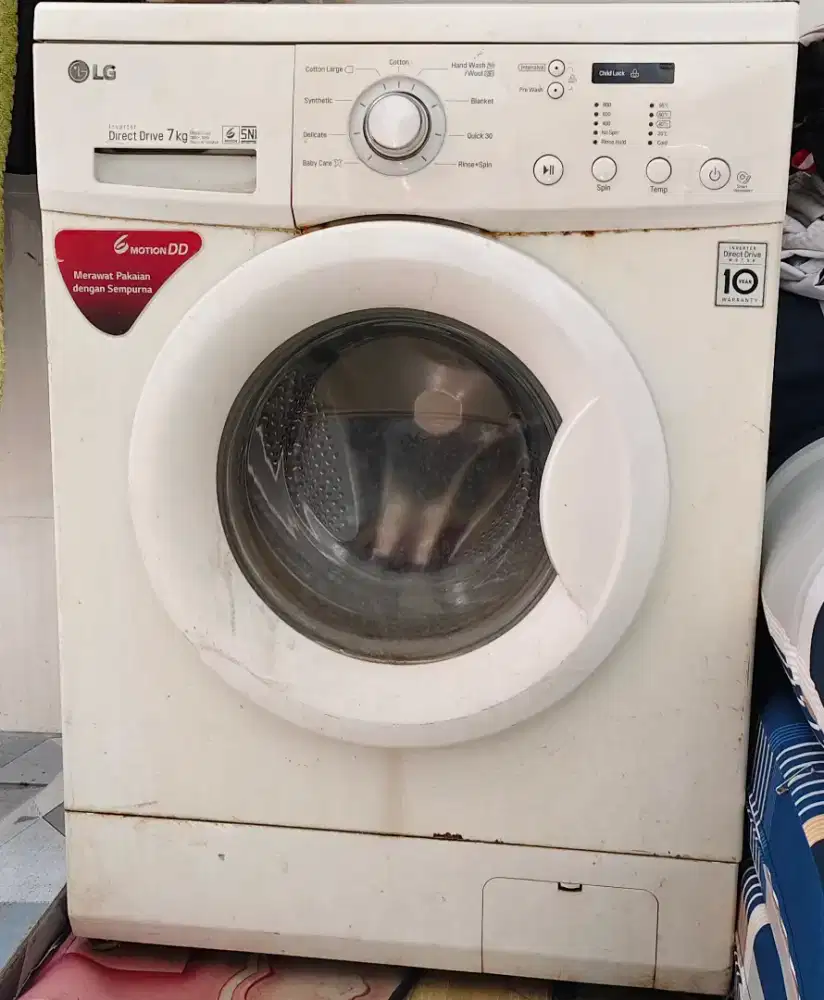 Mesin cuci LG front loading otomatis 7kg