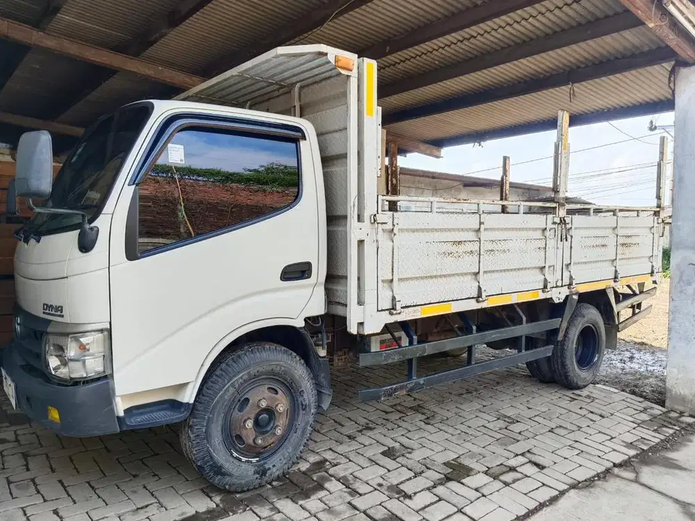 Toyota Dyna Truck Bak Besi Low KM 20rb Sangat Terawat