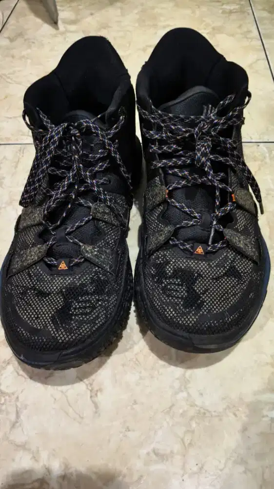 Sepatu basket nike Kyrie 7