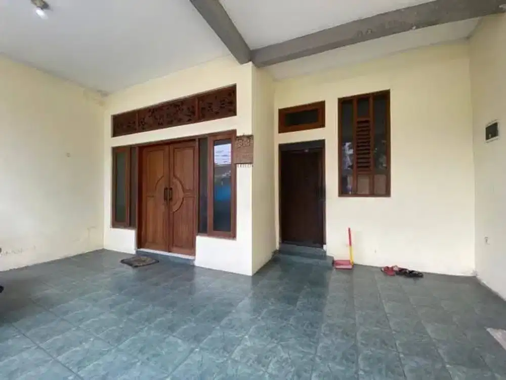 JUAL CEPAT LAKU BULAN INI  Rumah Siap Huni Di Kutisari Indah Surabaya