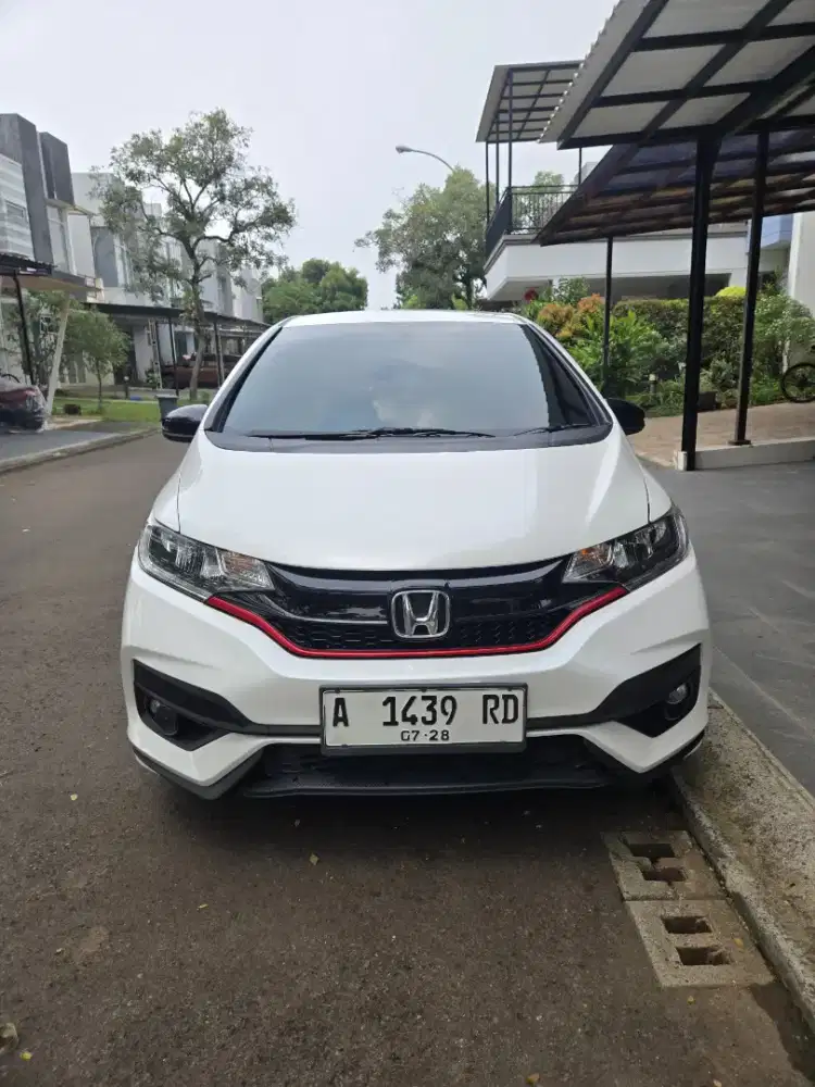 Jazz RS CVT 2018 Putih