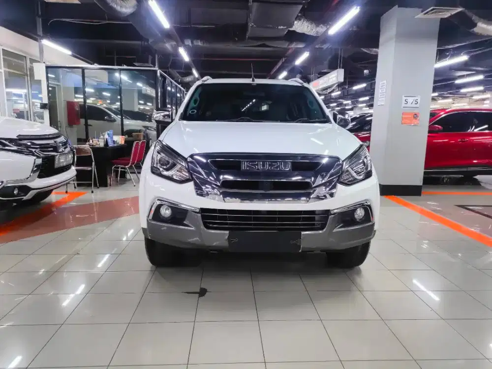 Isuzu mux premier 2019