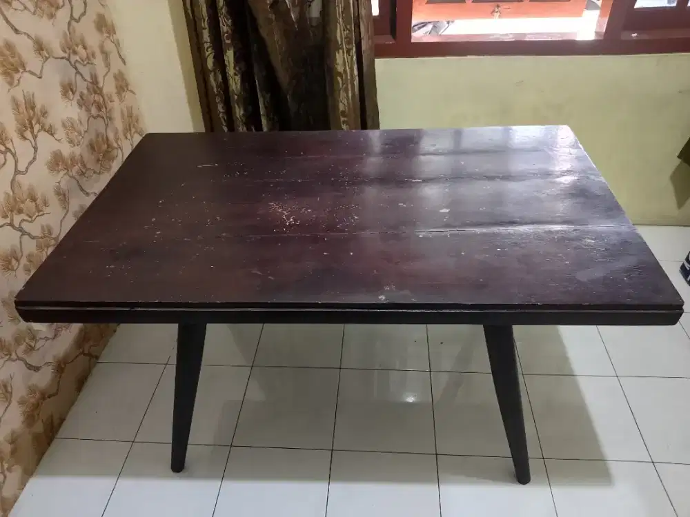 meja makan kayu jati kokoh