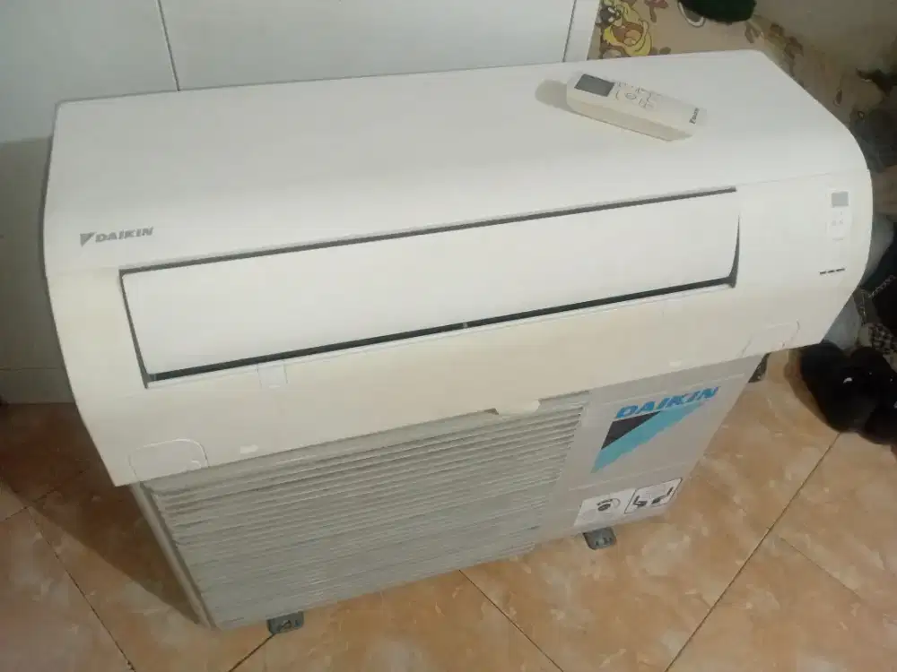 Jual ac daikin thailand 1pk orian normal