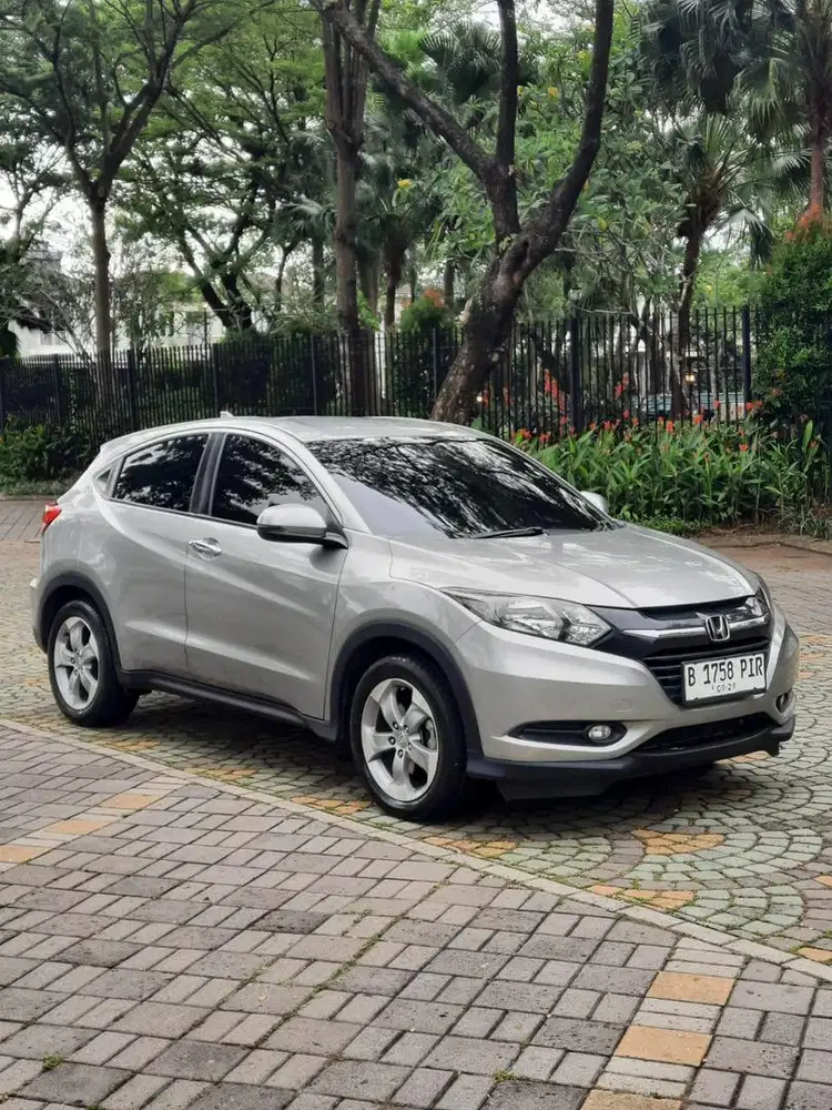 Honda HRV 1.5 E AT 2017 Pajak Panjang