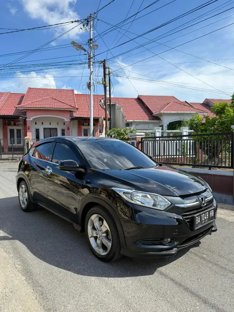 Dijual cepat Hrv S matic 2015