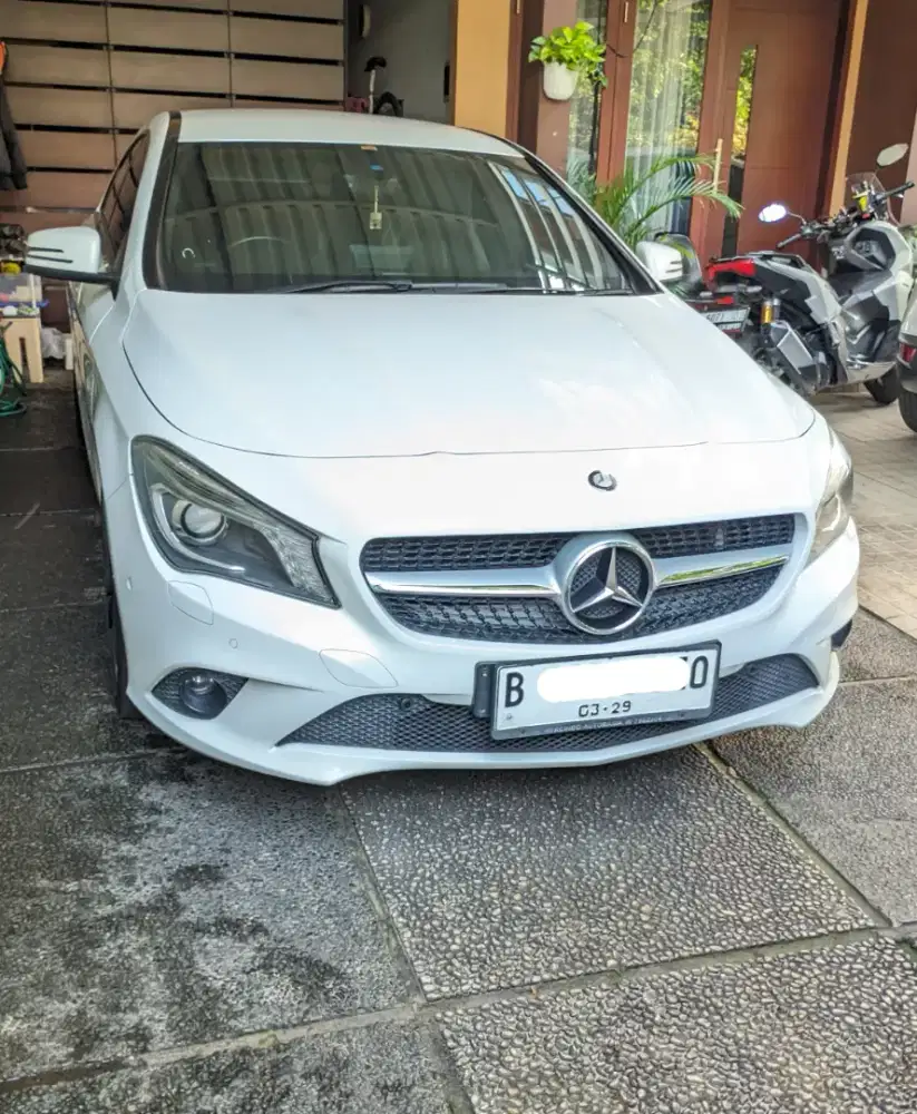 Jual Mercedes Benz CLA200 Tahun 2015
