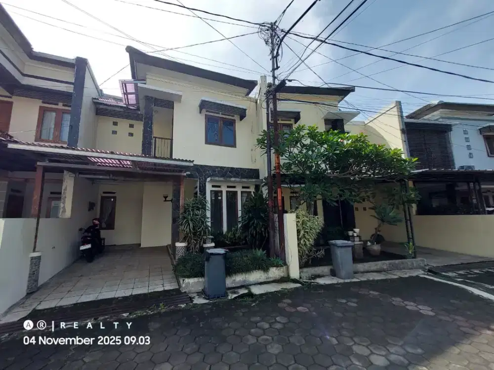 DIJUAL Rumah Asri di KAMPUNG DAGO Lokasi dekat ke Kampus UNPAD, ITB Cisitu Bandung