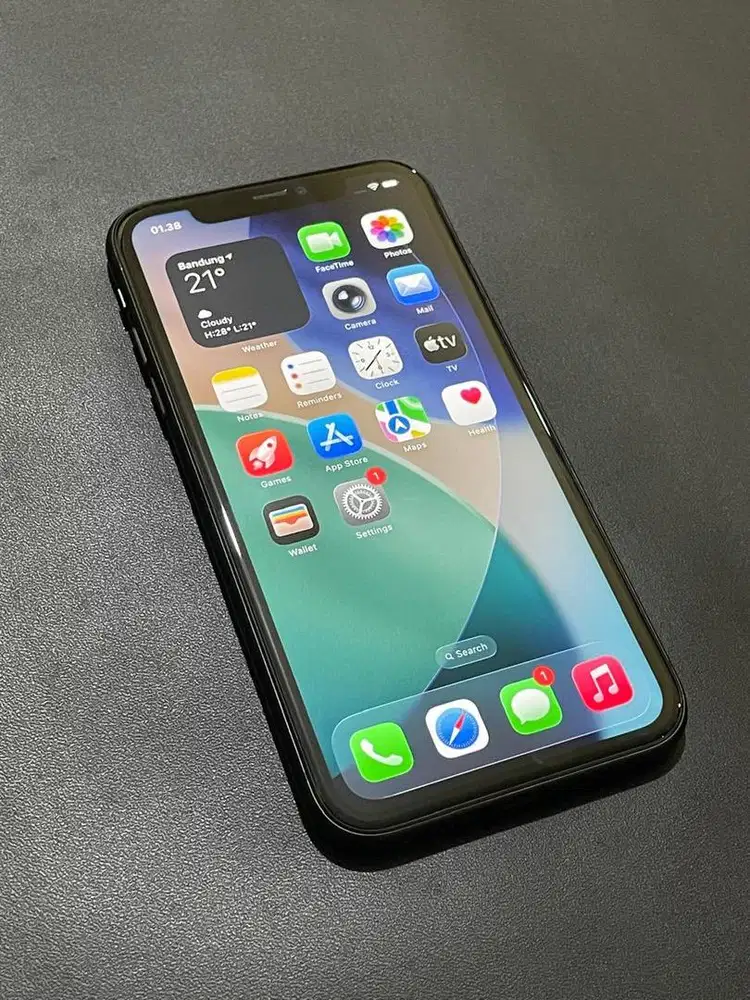 Jual iPhone 11 128GB Black mulus 99% Beacukai