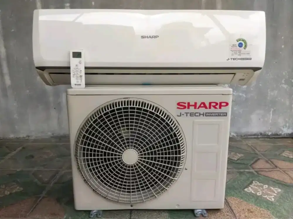 Ac Sharp 1/2pk r32, inverter