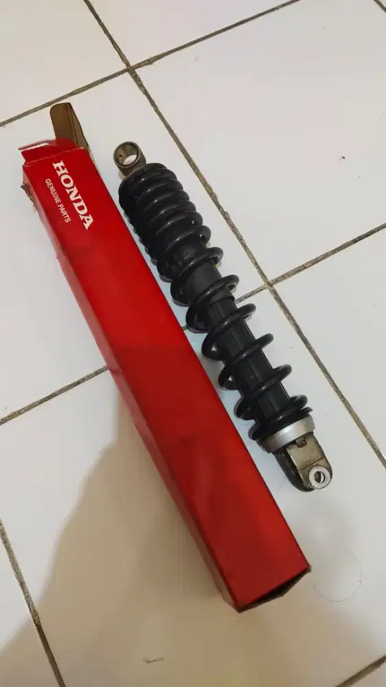 Shock breaker original Honda Vario led old 125-150, kondisi bagus