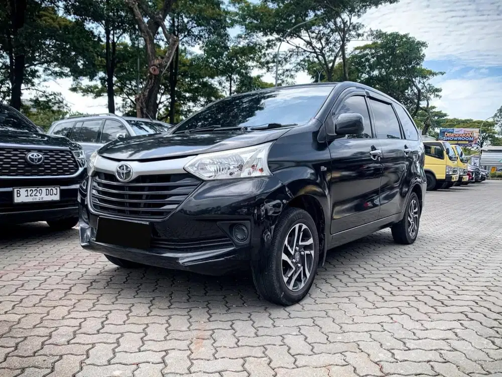 [ TERAWAT ] TOYOTA AVANZA 1.3 E AT MATIC 2015 HITAM FACELIFT