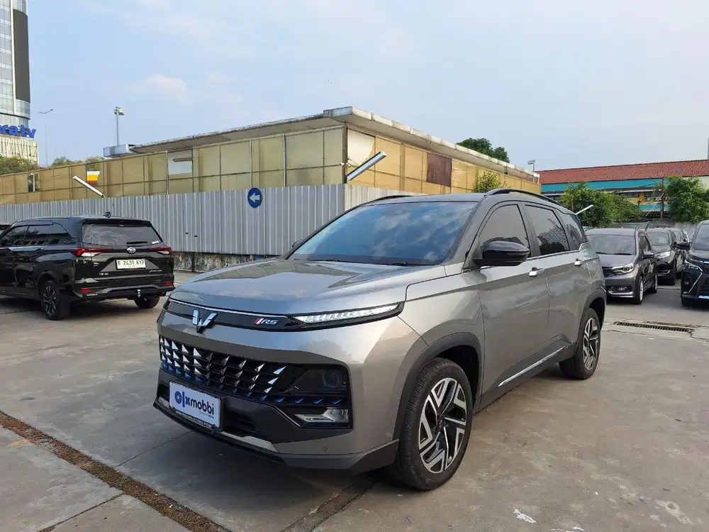 Pajak Panjang - Wuling Almaz RS 2.0 Hybrid-AT 2024