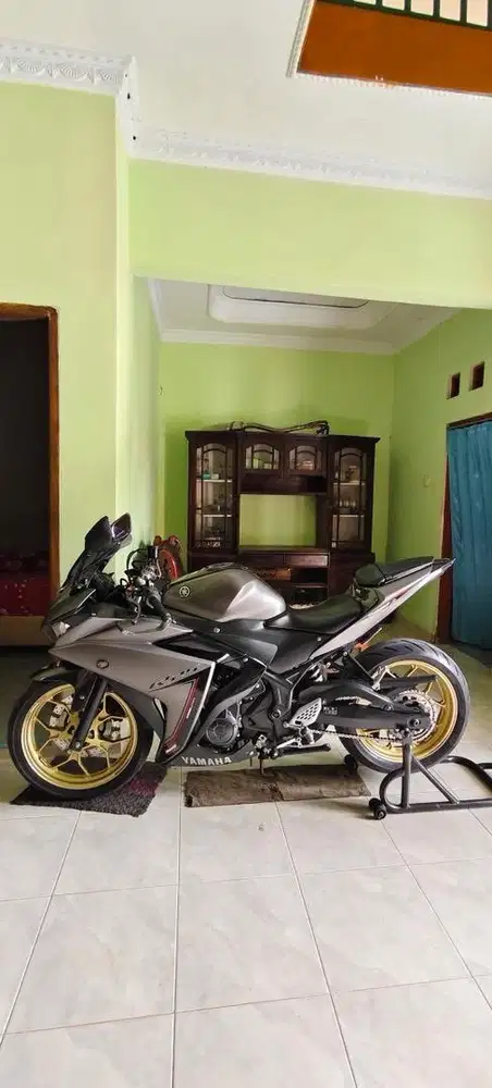 Dijual Yamaha R25