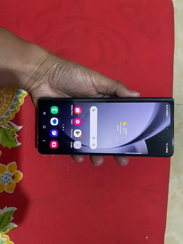 Samsung Galaxy Z Fold 5 512GB minus lcd dalam