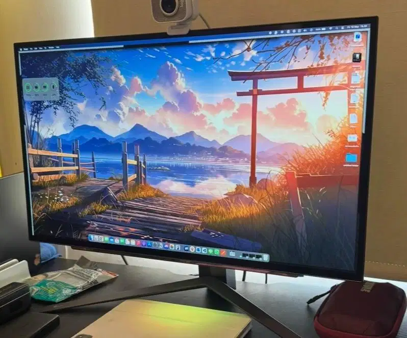 LG UltraGear OLED Monitor Gaming 27GS95QE 2K QHD 240Hz Like New