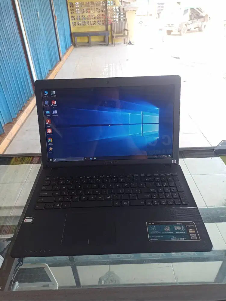 Laptop ASUS X550WA – RAM 10GB, SSD+HDD, Siap Pakai!