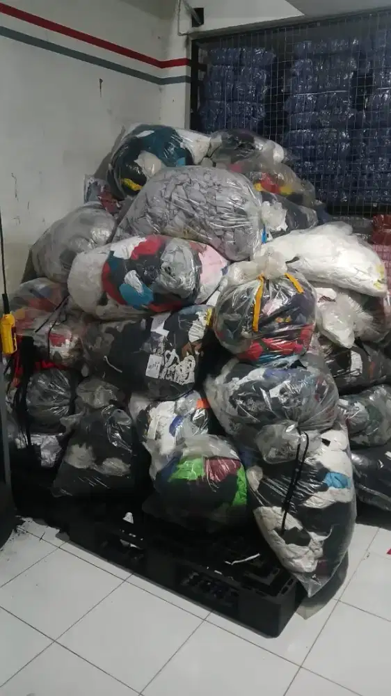 Jual Majun Warna & Putih Bahan Cotton Combed