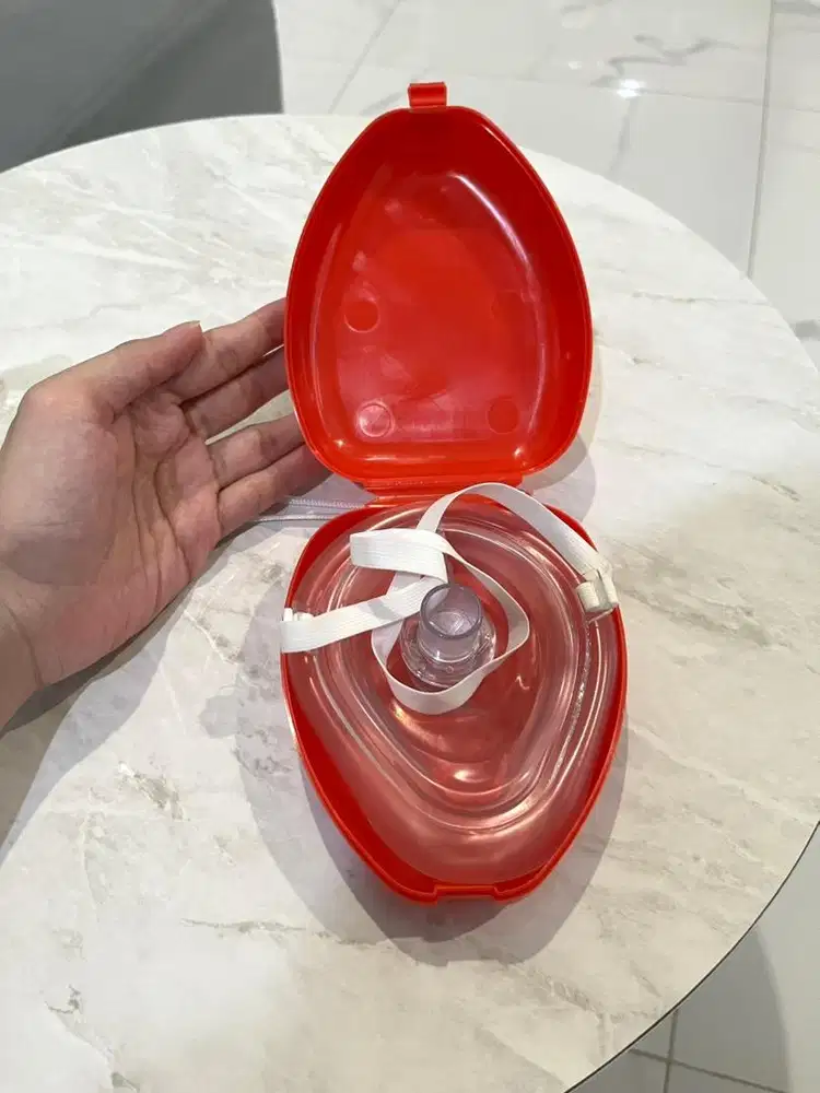 Masker PCR Pocket Resusitator Fleksibel