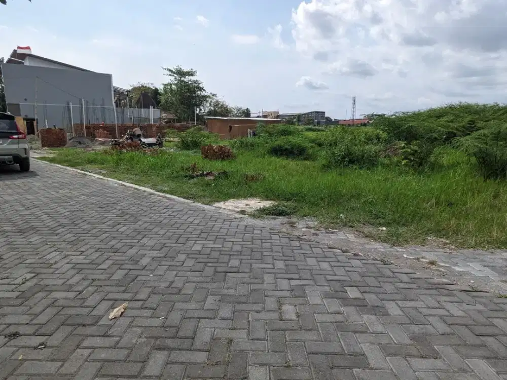 Tanah Jogja Siap AJB, Depan Hotel Royal Ambarumo