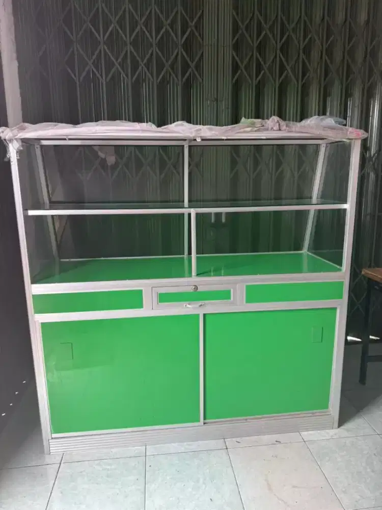 ETALASE MAKANAN KANTIN