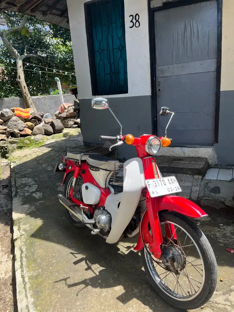 Honda C50 Pispot