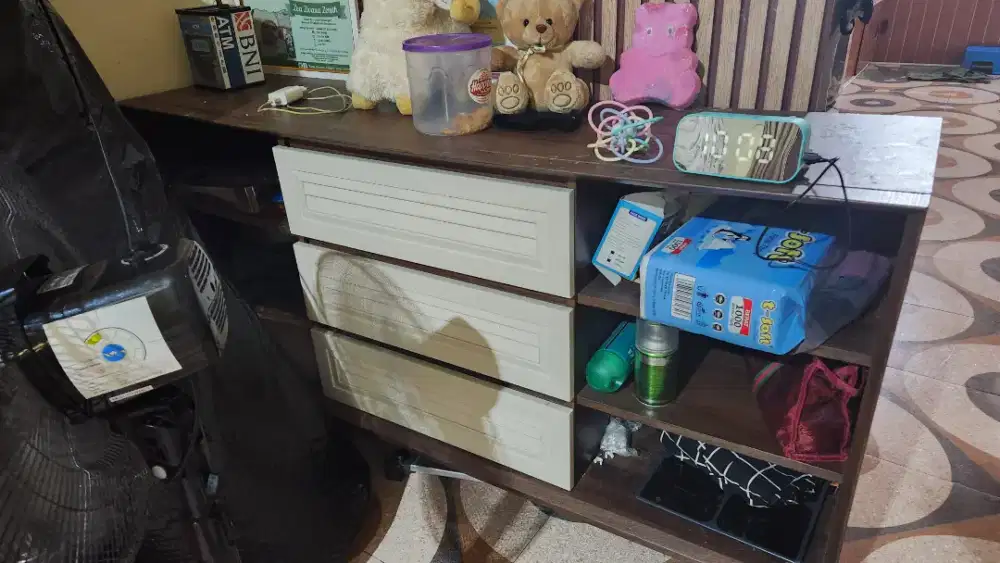 LEMARI MULTIFUNGSI LEMARI TV