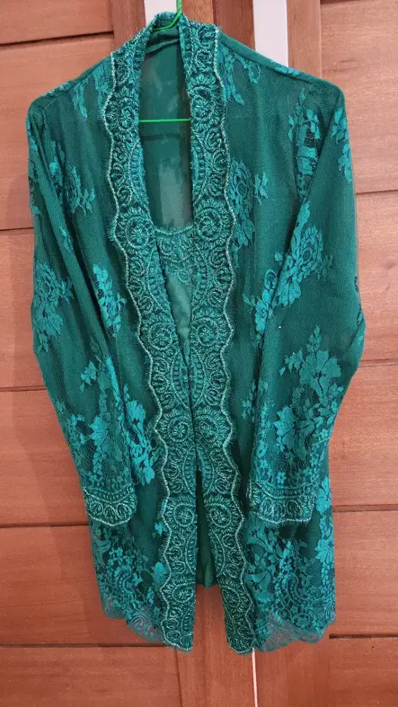 Dijual Preloved baju kebaya full payet