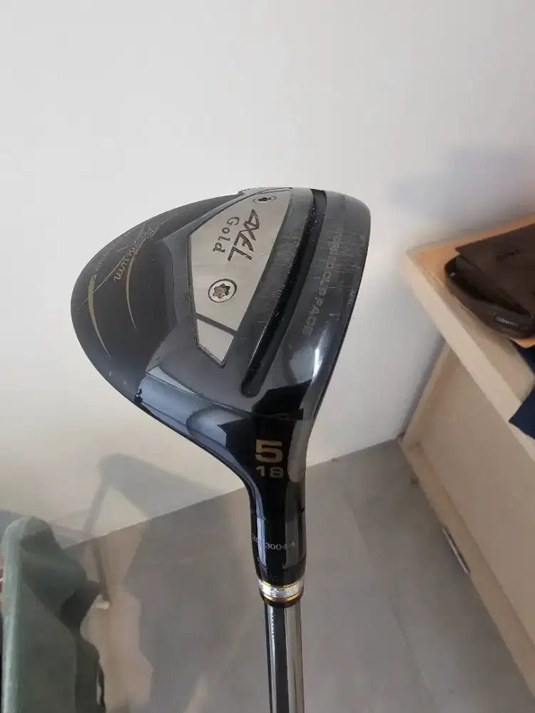 HYBRID 3, WOOD 5, WOOD 3 XXIO AXEL GOLD