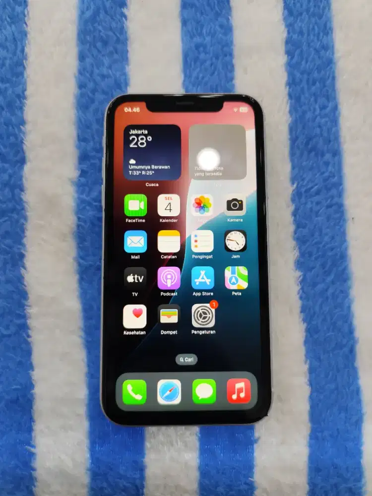 Hp Second IPhone XR 128GB Resmi I Box Batre Helt 100 Baru Ganti Mulus