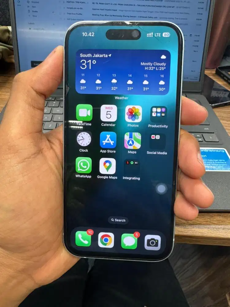 Iphone 15 128gb ibox masih garansi