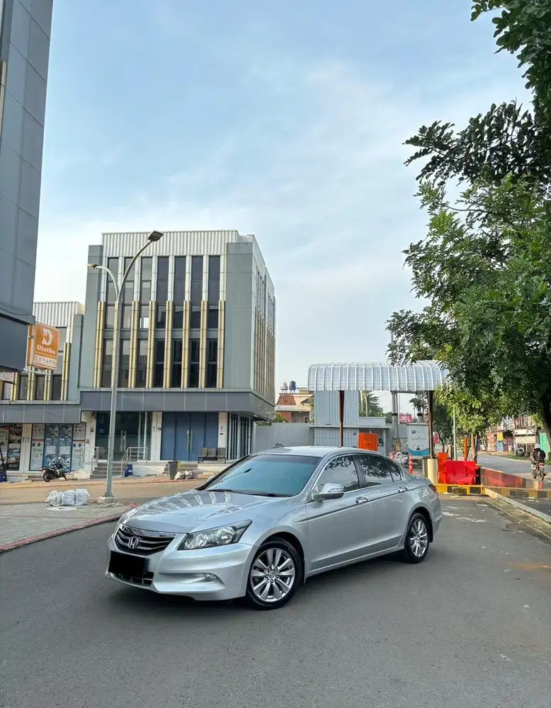 Honda Accord VTI-L 2.4 CP2 Istimewa