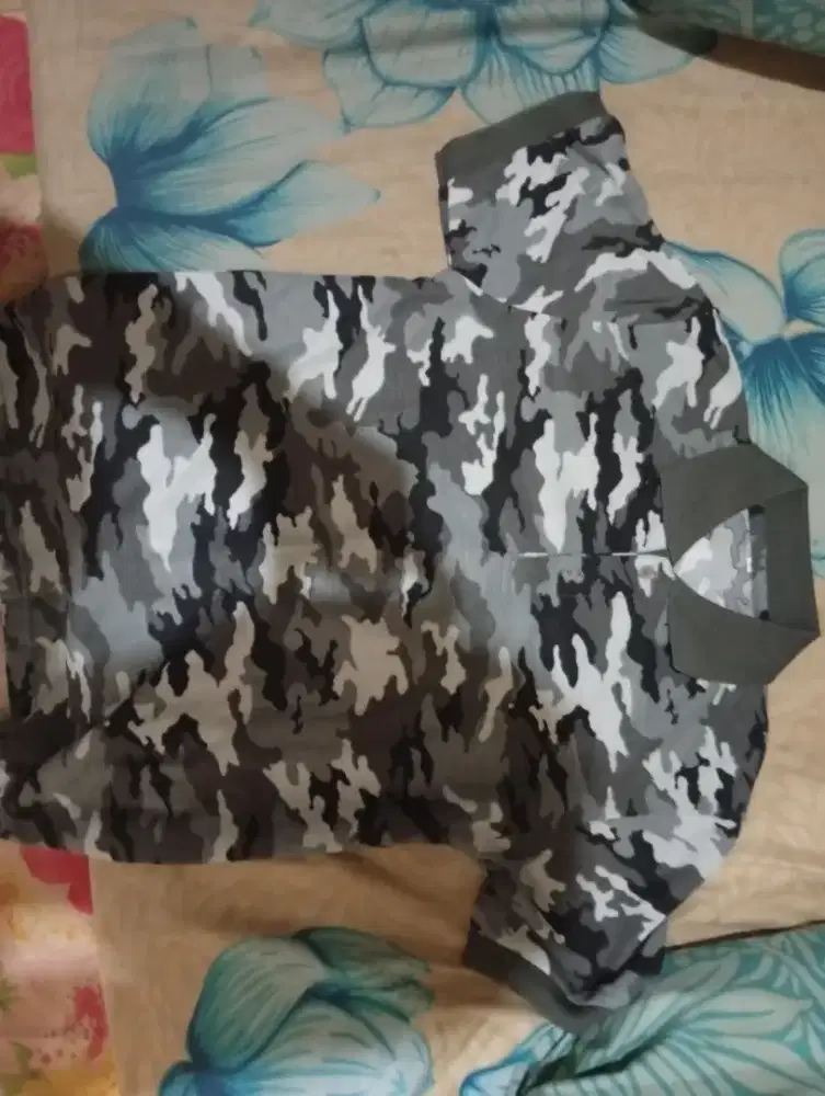 Baju PRIA loreng ukuran L