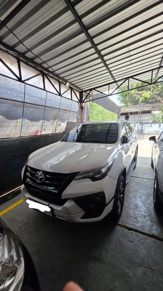 Toyota Fortuner 2.4 VRZ 4x2 AT ( TRD ) 2018