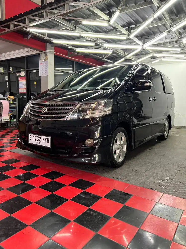 Toyota Alphard 2006