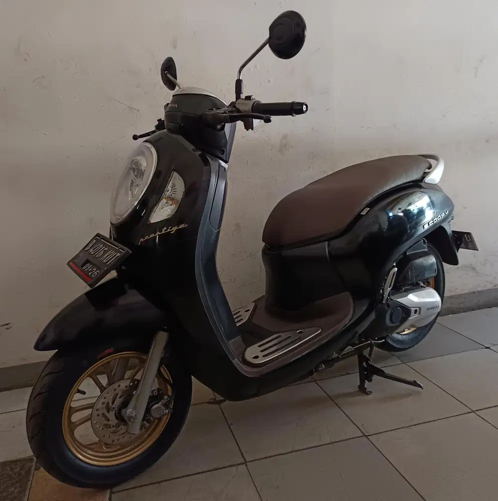 Di jual cepat scoopy new 2021 kyles siap pakai