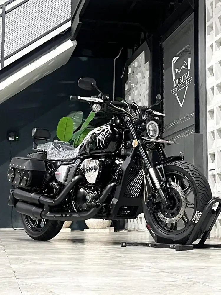 TIPE TERTINGGI BENELLI KEEWAY V250 Geronimo 2021