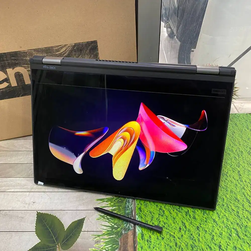 Lenovo Thinkpad X380 Core i5-8350U 8GB 256GB 13,3 FHD 2in1 Windows 11