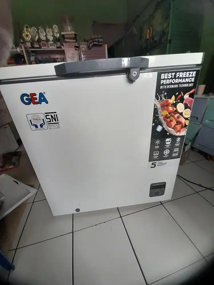 Freezer 210 liter