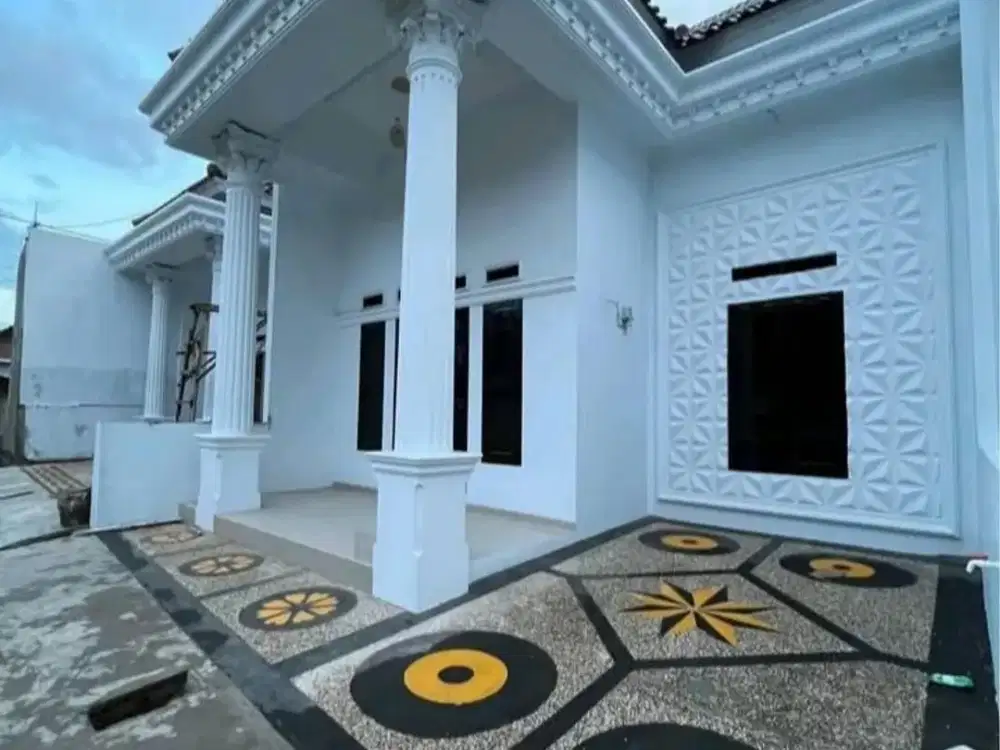 Rumah bebas desain metro